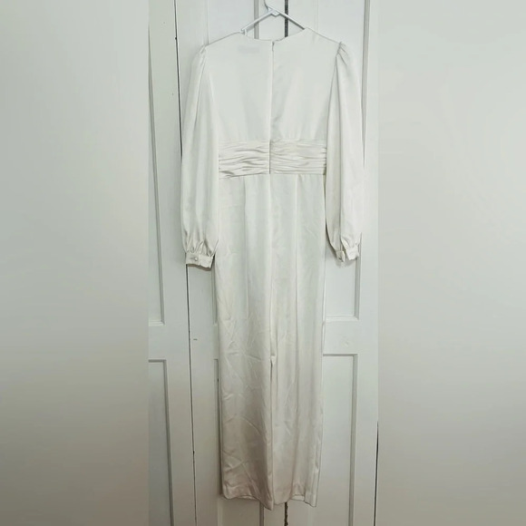 Ieena for Mac Duggal - A2647 Plunging V Neckline Long Sleeve Jumpsuit - Picture 5 of 7